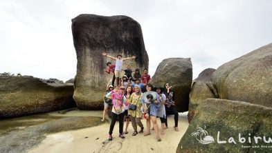 2H1M Belitung Reguler Tour "Liburan Seru"