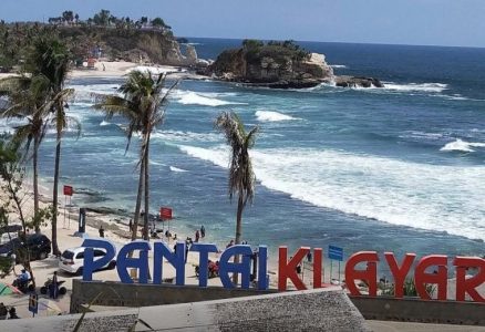 destinasi wisata di kabupaten pacitan