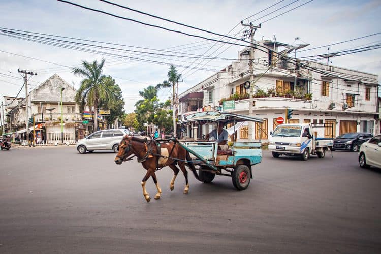 Menelusuri Pesona Sejarah dan Daya Tarik Kota Tua Ampenan